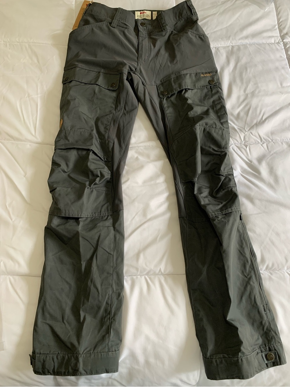 New with tags FJALLRAVEN trousers womens size 4